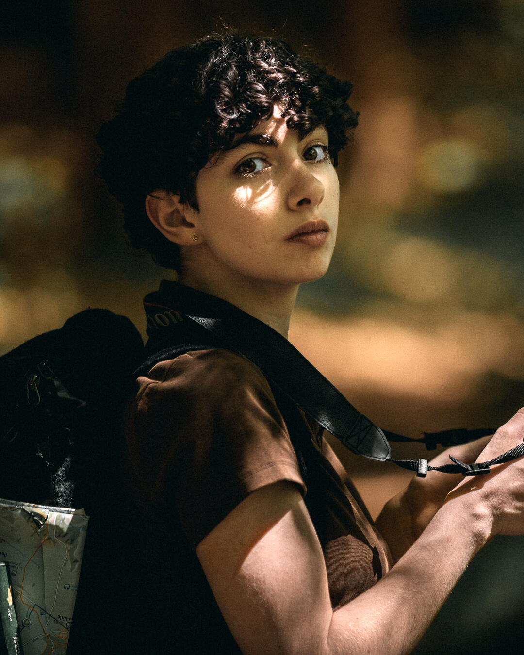 Shooting portrait Quentin Verwaerde Paris série Fanfan Derai extérieur Shooting portrait Quentin Verwaerde Paris série Fanfan Derai extérieur