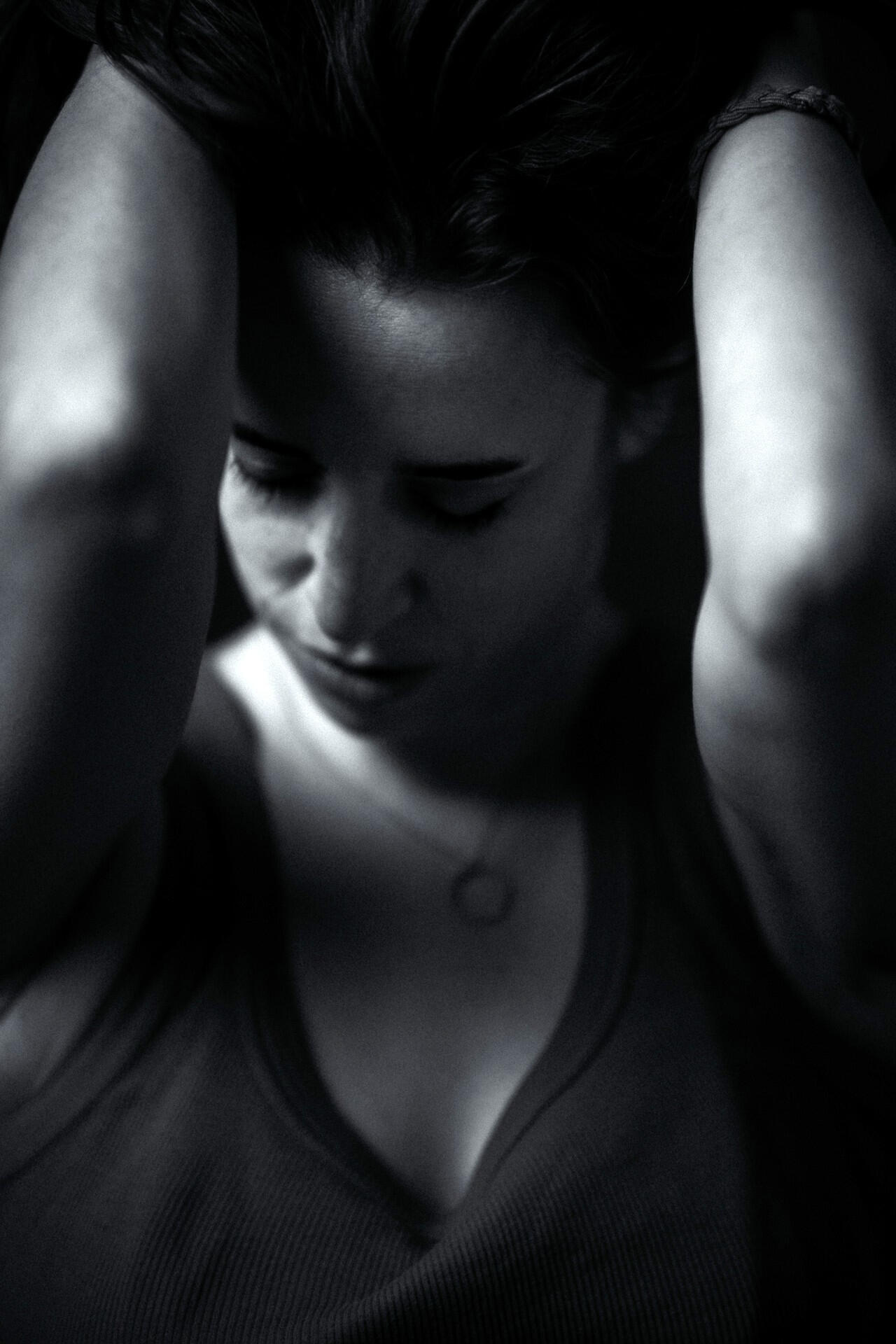 Shooting portrait Quentin Verwaerde Paris série Solange Bied-Charreton, studio Shooting portrait Quentin Verwaerde Paris série Solange Bied-Charreton, studio